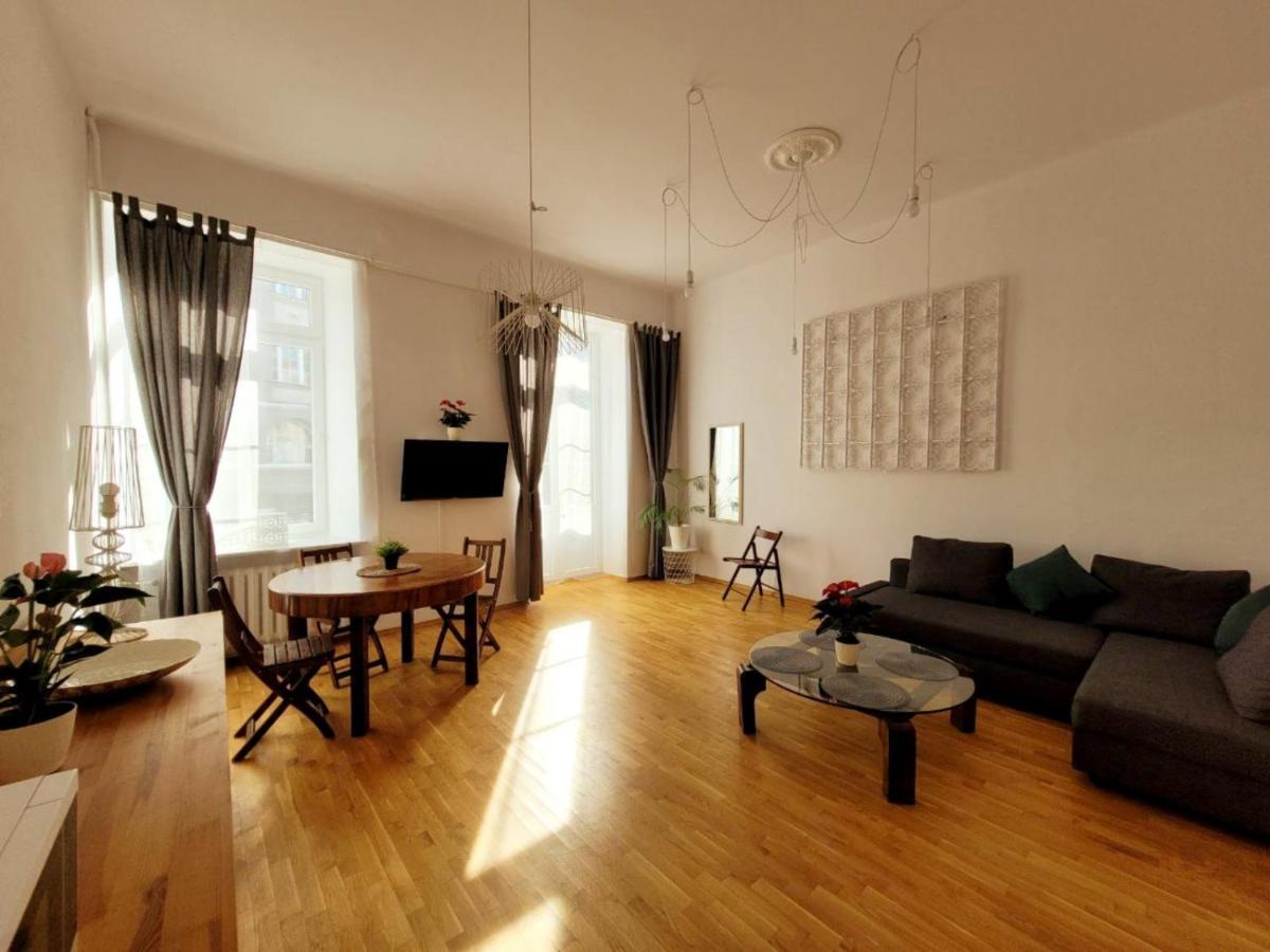 Przytulne Apartamenty W Centrum Warszawy Lok 2 Warszawa Eksteriør bilde